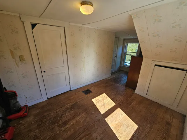 $275,000 | 19 Aylward Avenue, Swanzey, NH 03446