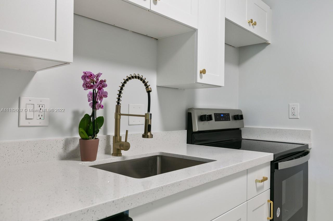 3490 Foxcroft Road, Unit B112 Miramar, FL 33025 - Photo 11 of 35