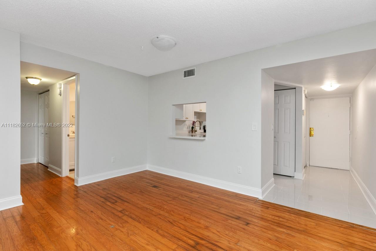 3490 Foxcroft Road, Unit B112 Miramar, FL 33025 - Photo 16 of 35