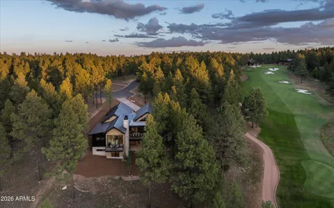 $7,295,000 | 2911 South Solitaires Canyon Drive, Flagstaff, AZ 86005