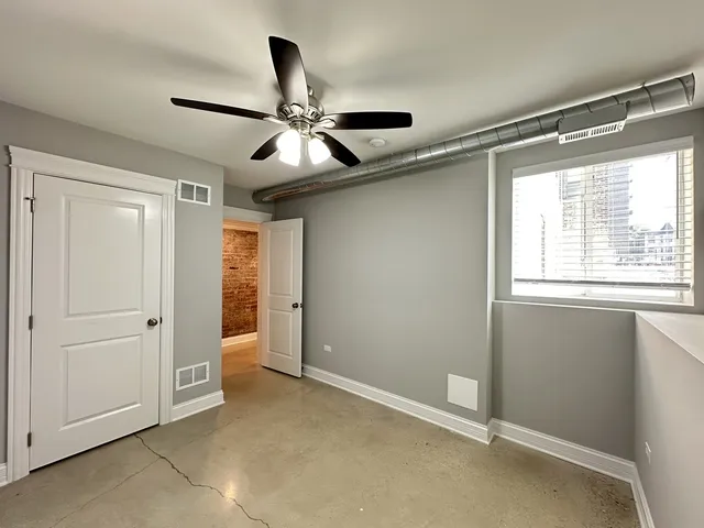 $2,295 | 4117 South Michigan Avenue, Unit GS, Chicago, IL 60653
