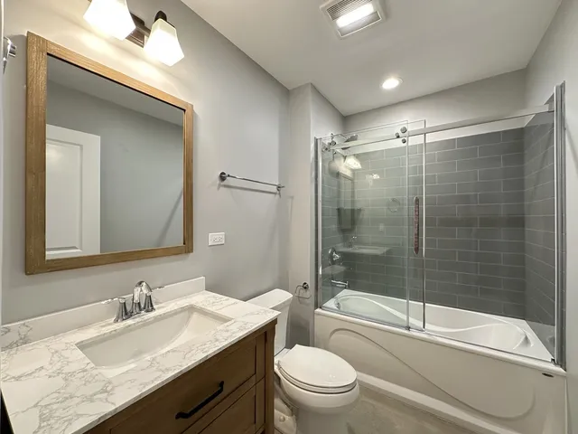 $2,295 | 4117 South Michigan Avenue, Unit GS, Chicago, IL 60653