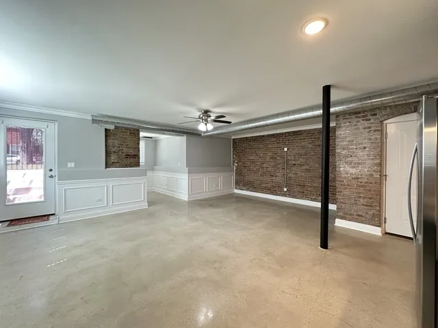 $2,295 | 4117 South Michigan Avenue, Unit GS, Chicago, IL 60653