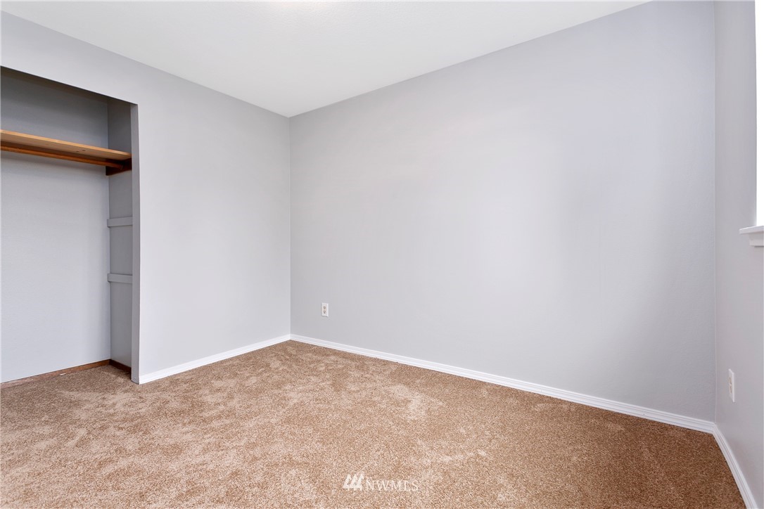 8620 Bender Road Lynden, WA 98264 - Photo 18 of 37 a view of an empty room