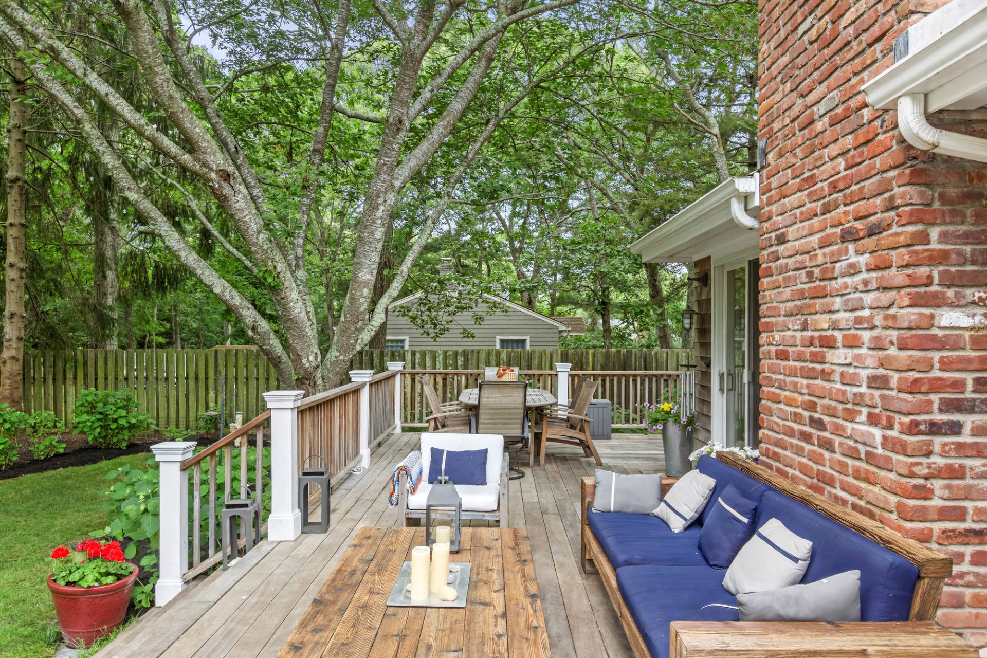 35 Kings Point Road East Hampton, NY 11937 - Photo 20 of 29