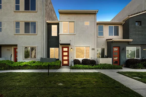 $450,000 | 3790 East Commerce Way, Sacramento, CA 95834