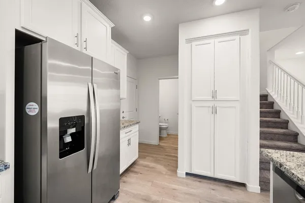 $450,000 | 3790 East Commerce Way, Sacramento, CA 95834
