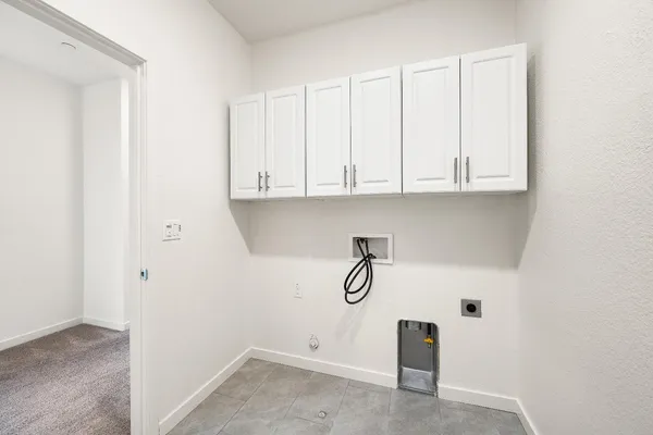 $450,000 | 3790 East Commerce Way, Sacramento, CA 95834