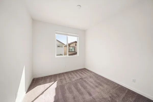 $450,000 | 3790 East Commerce Way, Sacramento, CA 95834