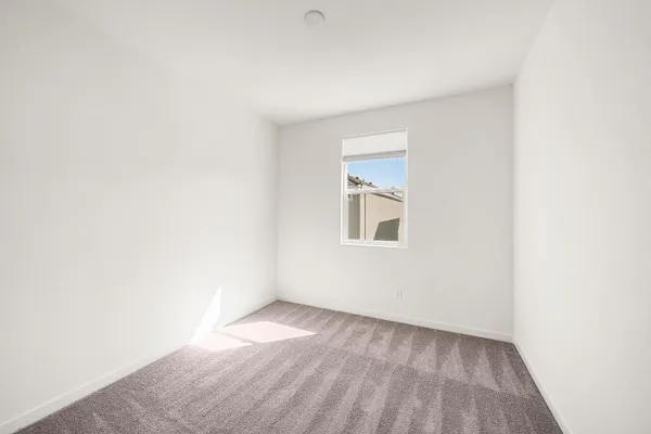 $450,000 | 3790 East Commerce Way, Sacramento, CA 95834