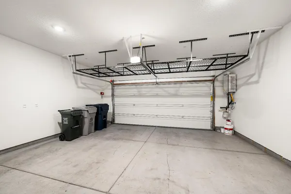 $450,000 | 3790 East Commerce Way, Sacramento, CA 95834