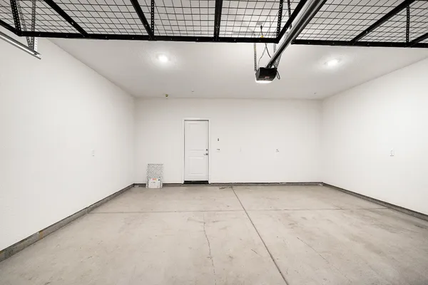 $450,000 | 3790 East Commerce Way, Sacramento, CA 95834