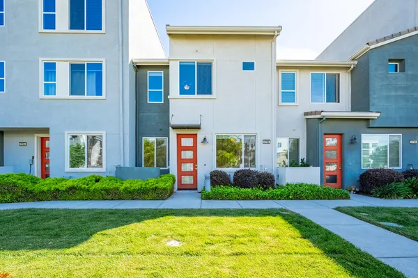 $450,000 | 3790 East Commerce Way, Sacramento, CA 95834