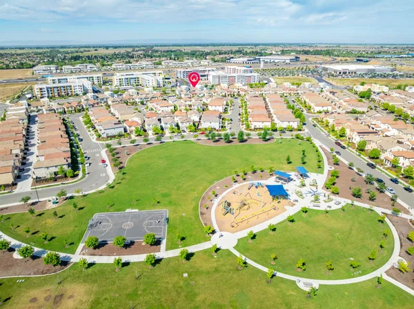 $450,000 | 3790 East Commerce Way, Sacramento, CA 95834