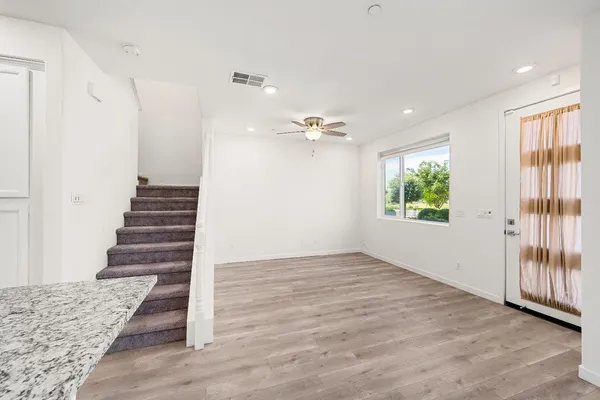$450,000 | 3790 East Commerce Way, Sacramento, CA 95834