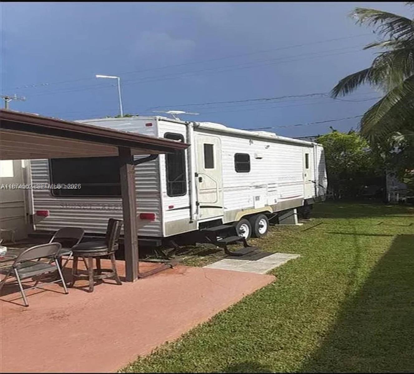 9360 Southwest 37th Street Miami, FL 33165 - Photo 15 of 17