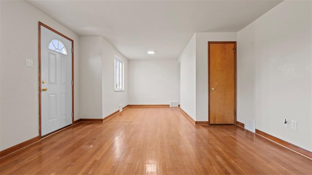 4324 Reece Drive Pittsburgh, PA 15227 - Photo 6 of 44 Gallery Image 6