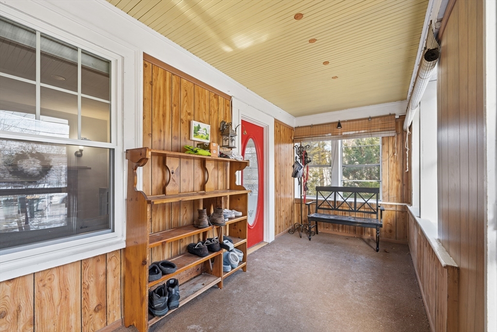21 High Street Pepperell, MA 01463 - Photo 4 of 40 a view of an empty room with window