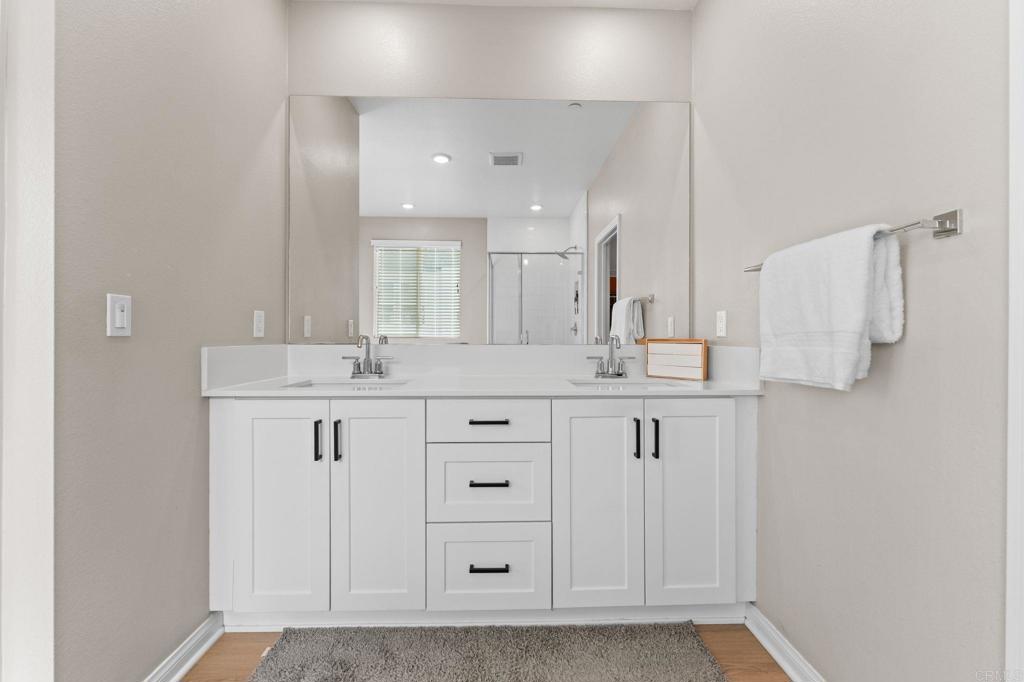 1775 Whitmore Loop Chula Vista, CA 91913 - Photo 23 of 59 PRIMARY BATHROOM