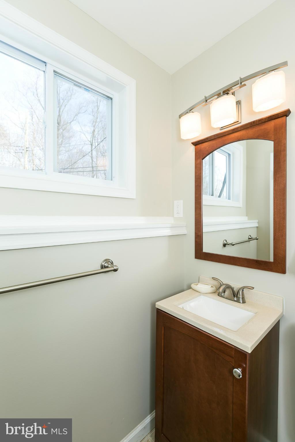 3500 Upton Road Baltimore, MD 21234 - Photo 21 of 29 Bath