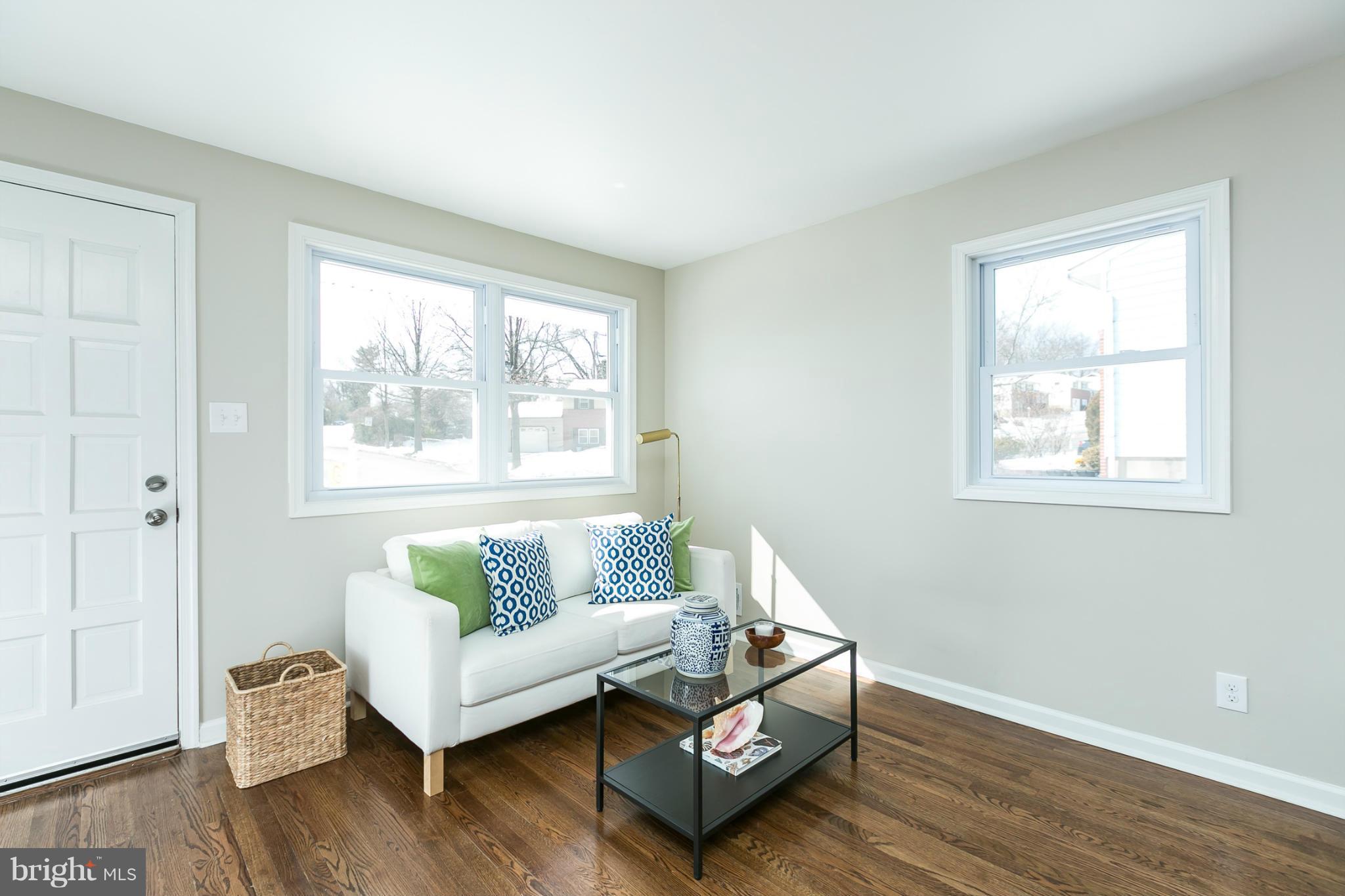 3500 Upton Road Baltimore, MD 21234 - Photo 5 of 29 Living Room