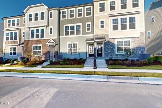 $525,000 | 5019 Jowett's Walk Drive, Unit 33, Cary, NC 27519