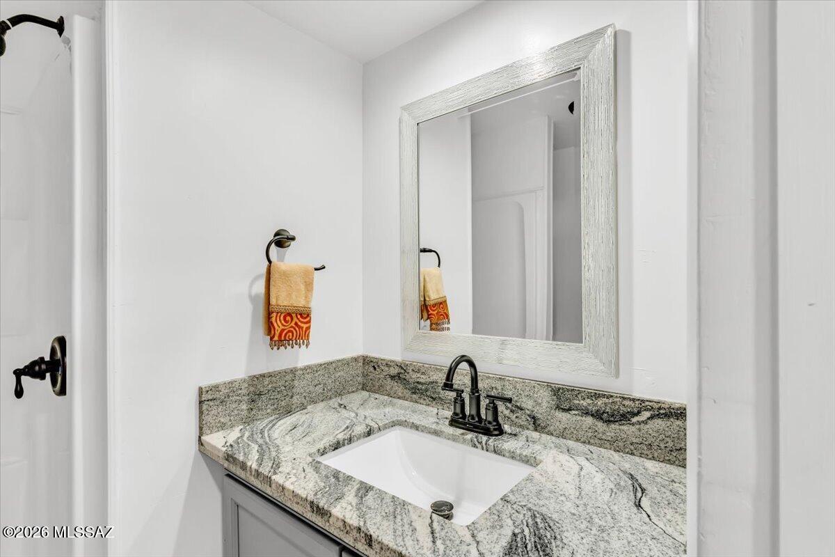 5972 West Rafter Cir Street Tucson, AZ 85713 - Photo 23 of 41 Hall Bathroom