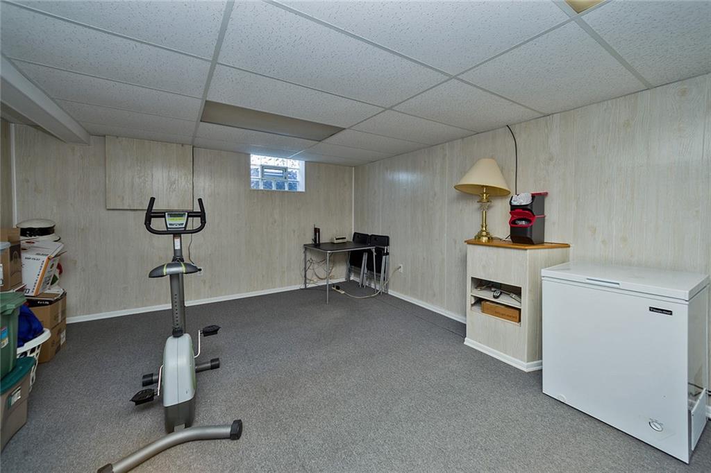 1910 O'Block Road Pittsburgh, PA 15239 - Photo 15 of 25 Gallery Image 15