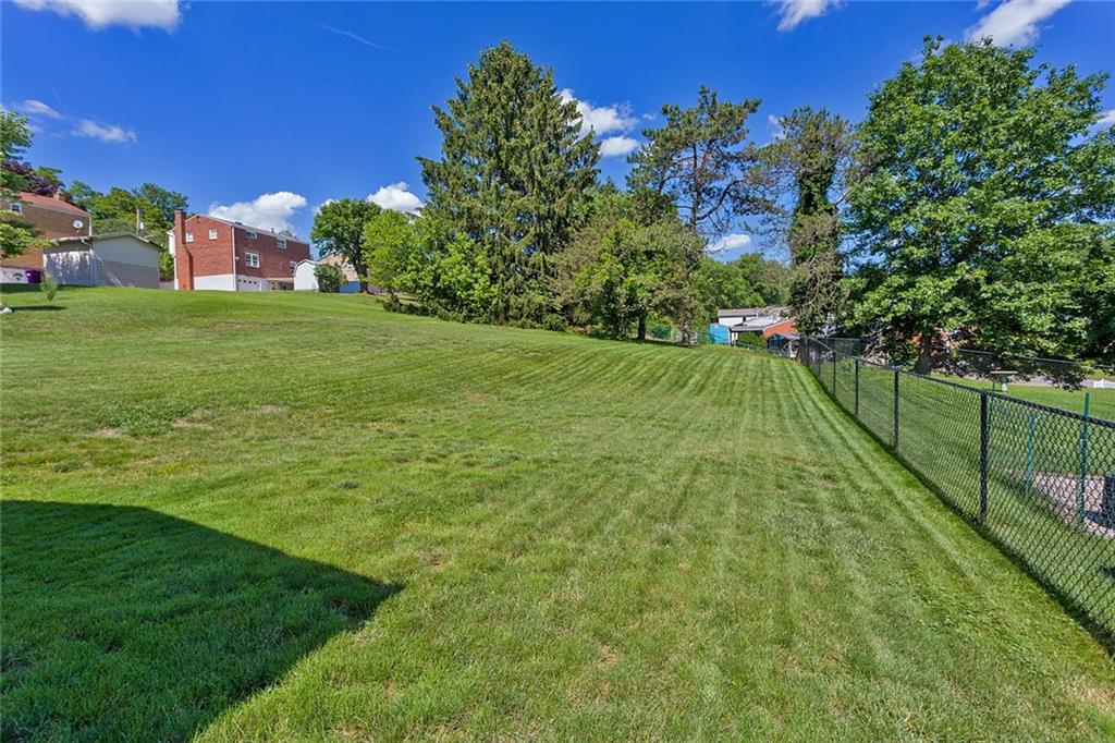 1910 O'Block Road Pittsburgh, PA 15239 - Photo 21 of 25 Gallery Image 21
