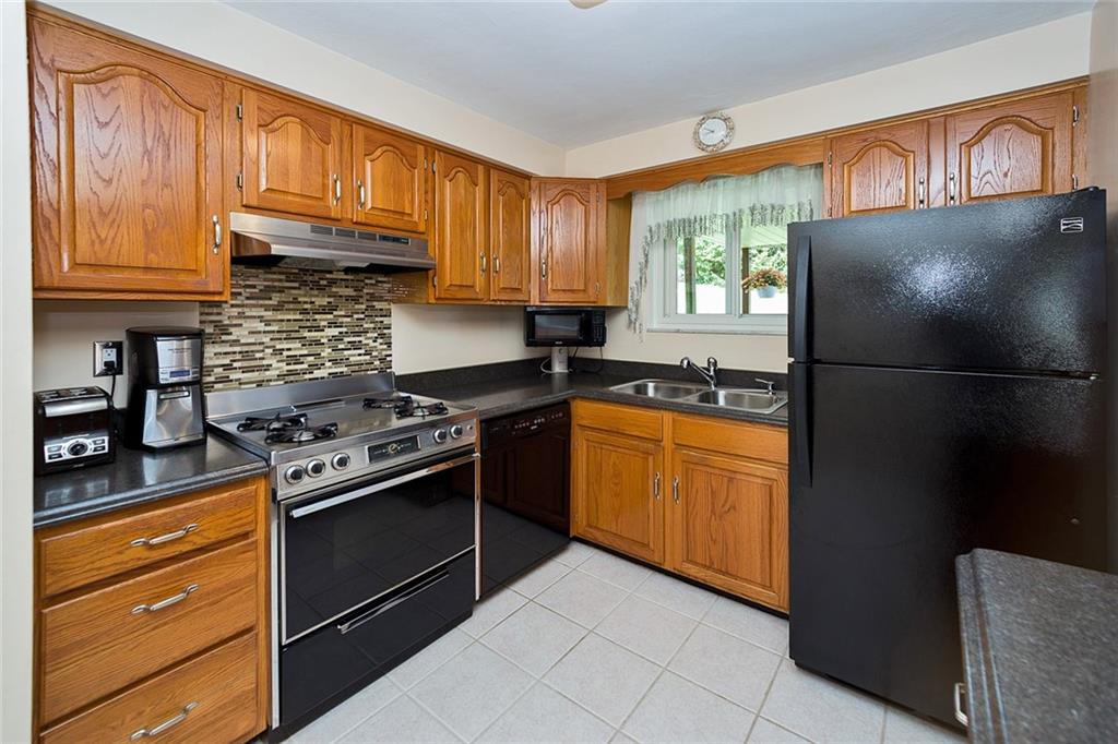 1910 O'Block Road Pittsburgh, PA 15239 - Photo 6 of 25 Gallery Image 6
