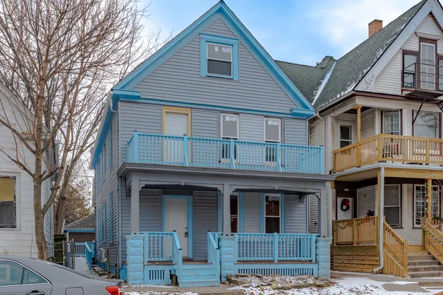 $249,900 | 1815 West Becher Street, Milwaukee, WI 53215
