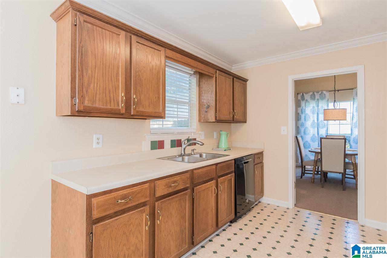 116 Spring Place Alabaster, AL 35007 - Photo 8 of 31