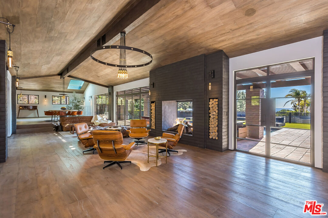 1707 Rising Glen Road Los Angeles, CA 90069 - Photo 5 of 54
