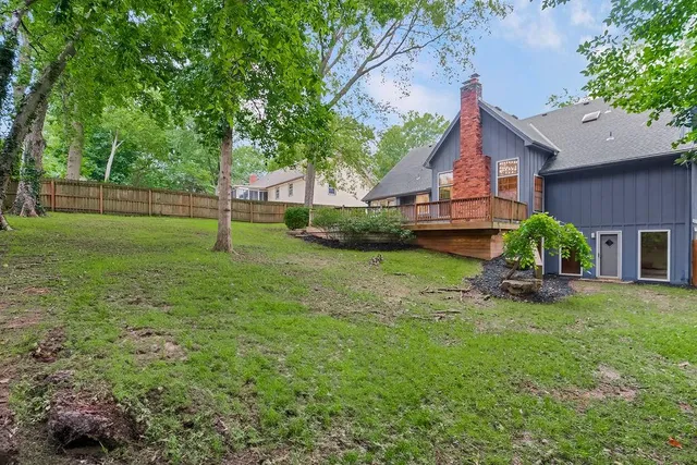 $529,000 | 101 Northwest 44th Street, Kansas City, MO 64116