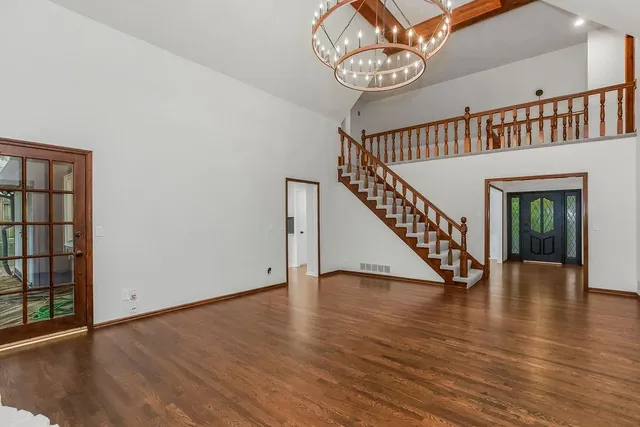 $529,000 | 101 Northwest 44th Street, Kansas City, MO 64116