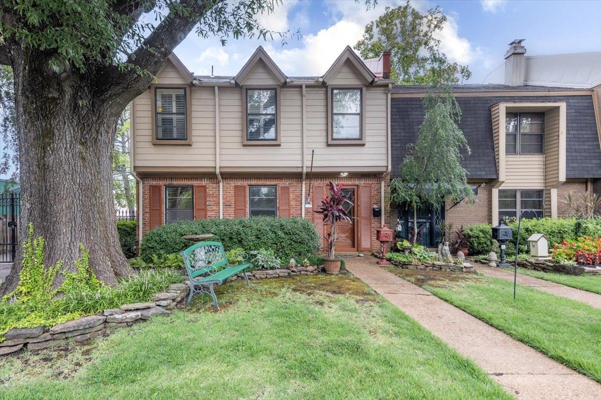 885 South Yates Road, Unit 8 Memphis, TN 38120 - Photo 3 of 28 Gallery Image 3