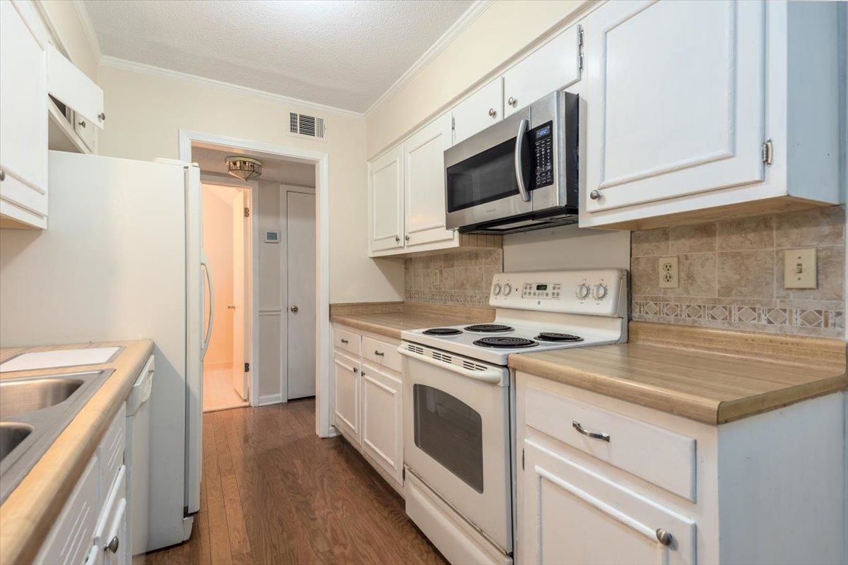885 South Yates Road, Unit 8 Memphis, TN 38120 - Photo 6 of 28 Gallery Image 6