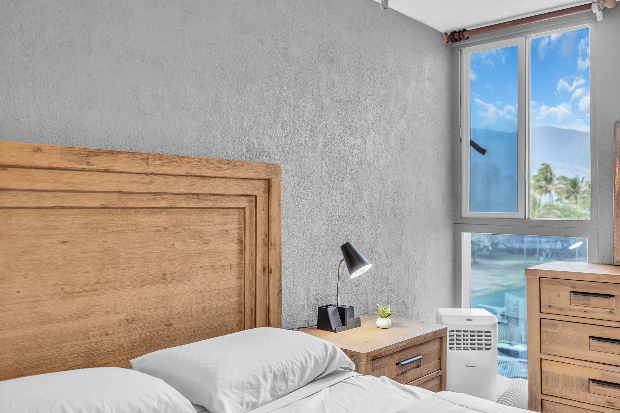 111 Kahului Beach Road, Unit D402 Kahului, HI 96732 - Photo 21 of 35 a bathroom with a toilet a sink and mirror