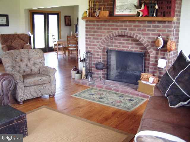 634 Evergreen Road New Bloomfield, PA 17068 - Photo 2 of 9 Gallery Image 2