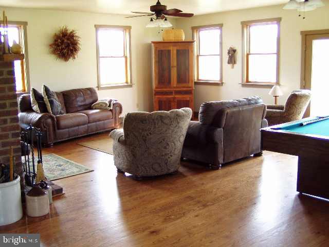 634 Evergreen Road New Bloomfield, PA 17068 - Photo 3 of 9 Gallery Image 3