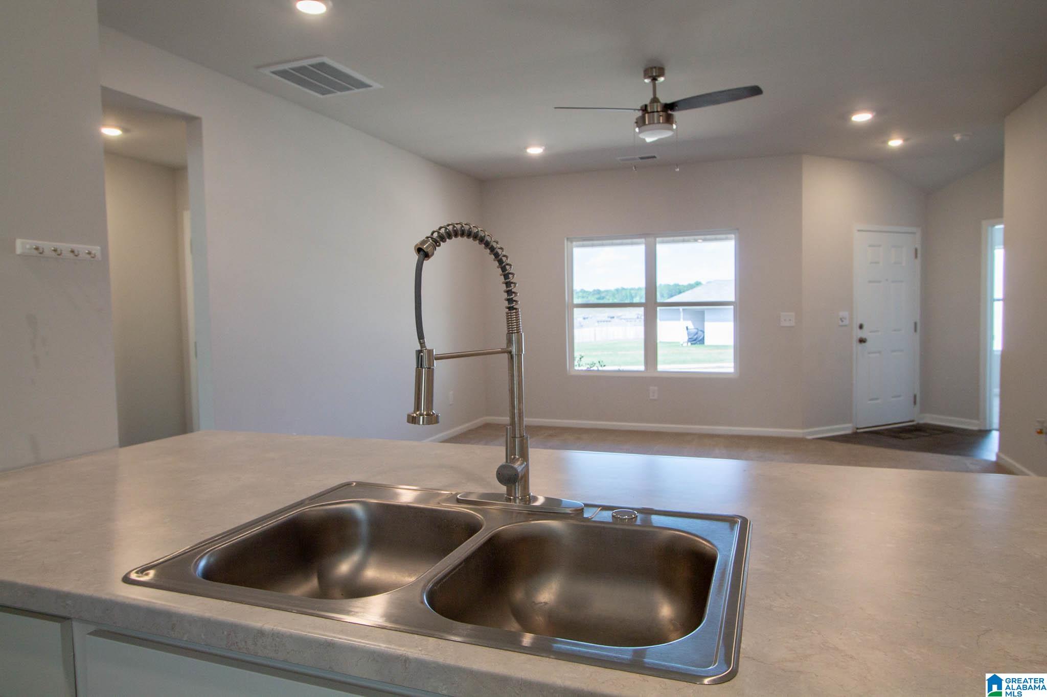 188 Coleman Way Calera, AL 35040 - Photo 10 of 34