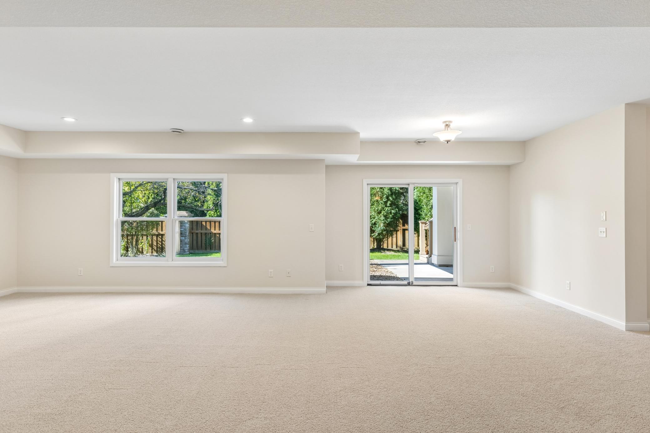 1354 Riverside Lane Mendota Heights, MN 55118 - Photo 34 of 51 Gallery Image 34