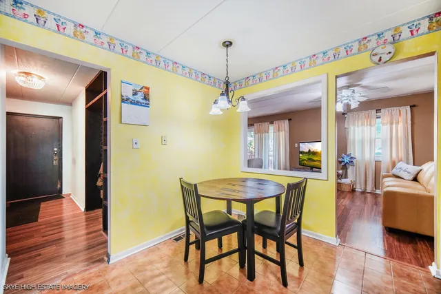 $130,000 | 3704 215th Street, Unit 105, Matteson, IL 60443