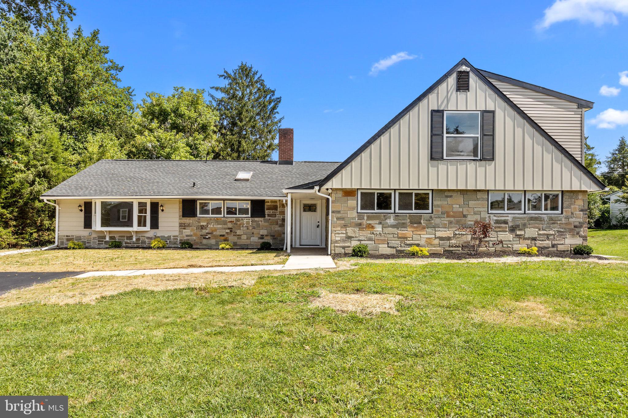 94 Fieldstone Road Levittown, PA 19056 - Photo 2 of 46
