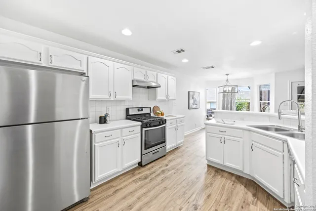 $285,000 | 16023 Dominic Place, San Antonio, TX 78247