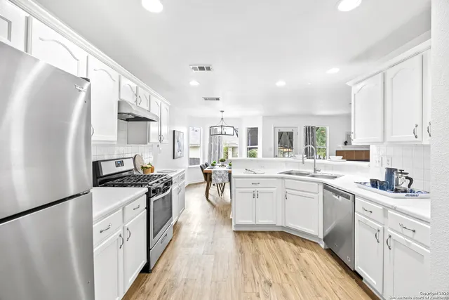 $285,000 | 16023 Dominic Place, San Antonio, TX 78247