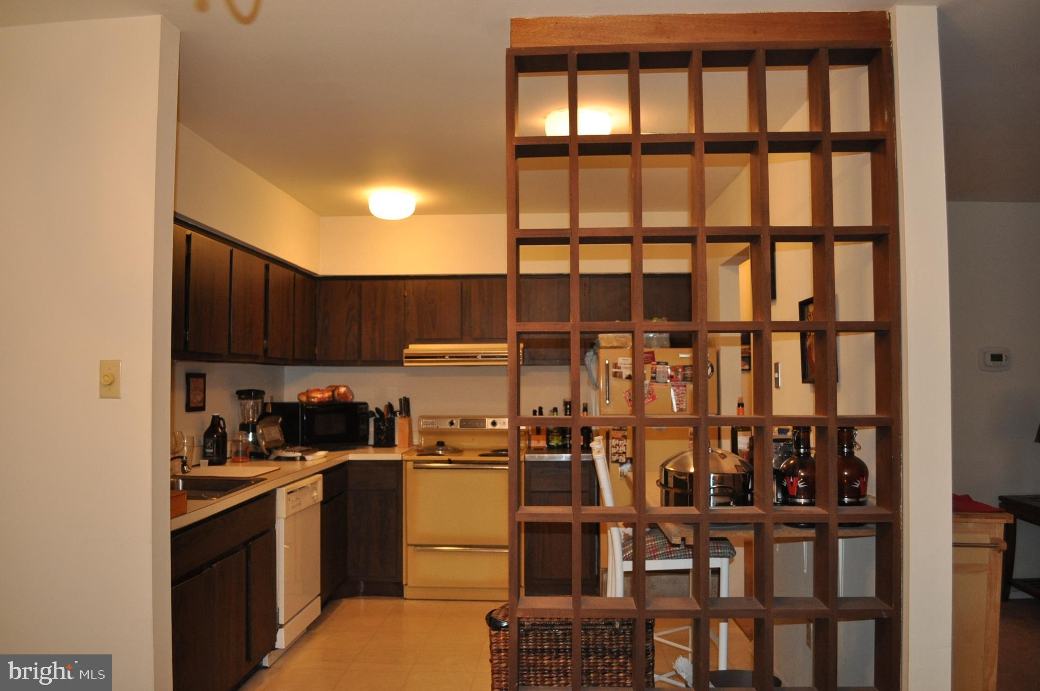 208 Raintree Lane Malvern, PA 19355 - Photo 8 of 17 Gallery Image 8