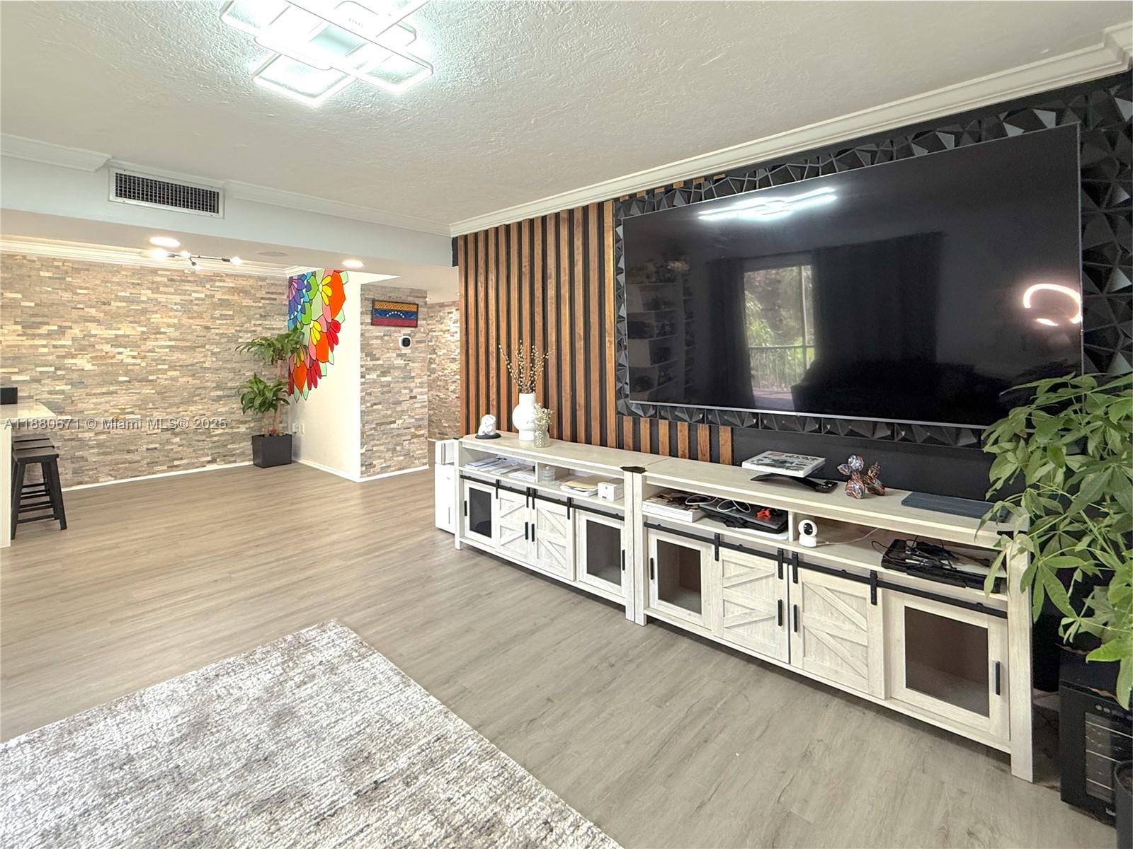 4160 Inverrary Drive, Unit 212 Lauderhill, FL 33319 - Photo 5 of 24