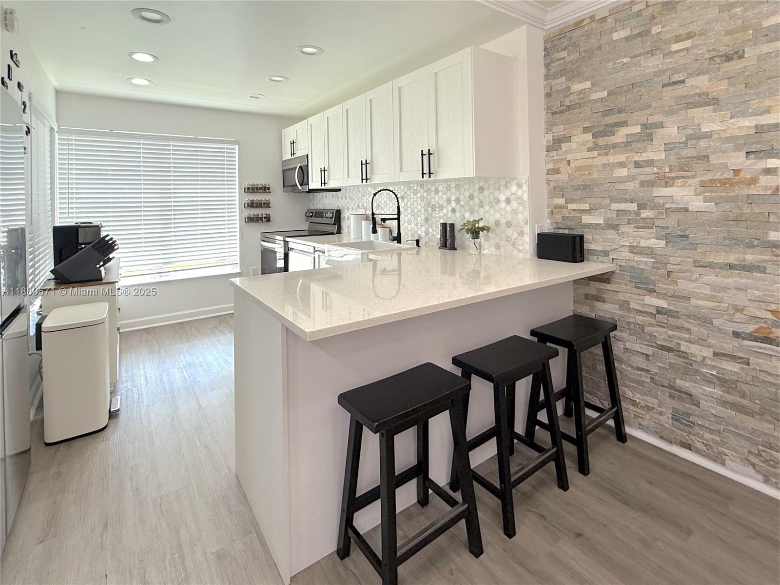 4160 Inverrary Drive, Unit 212 Lauderhill, FL 33319 - Photo 7 of 24