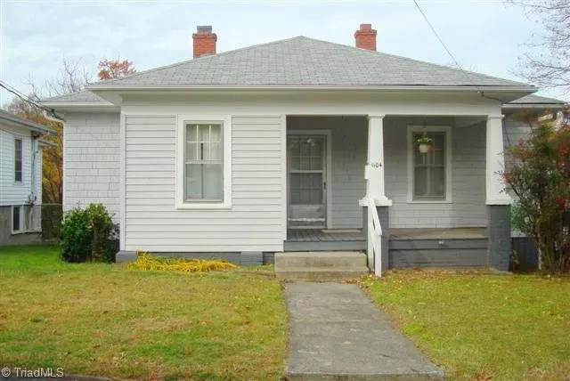 $1,295 | 1104 Gregory Street, Greensboro, NC 27403
